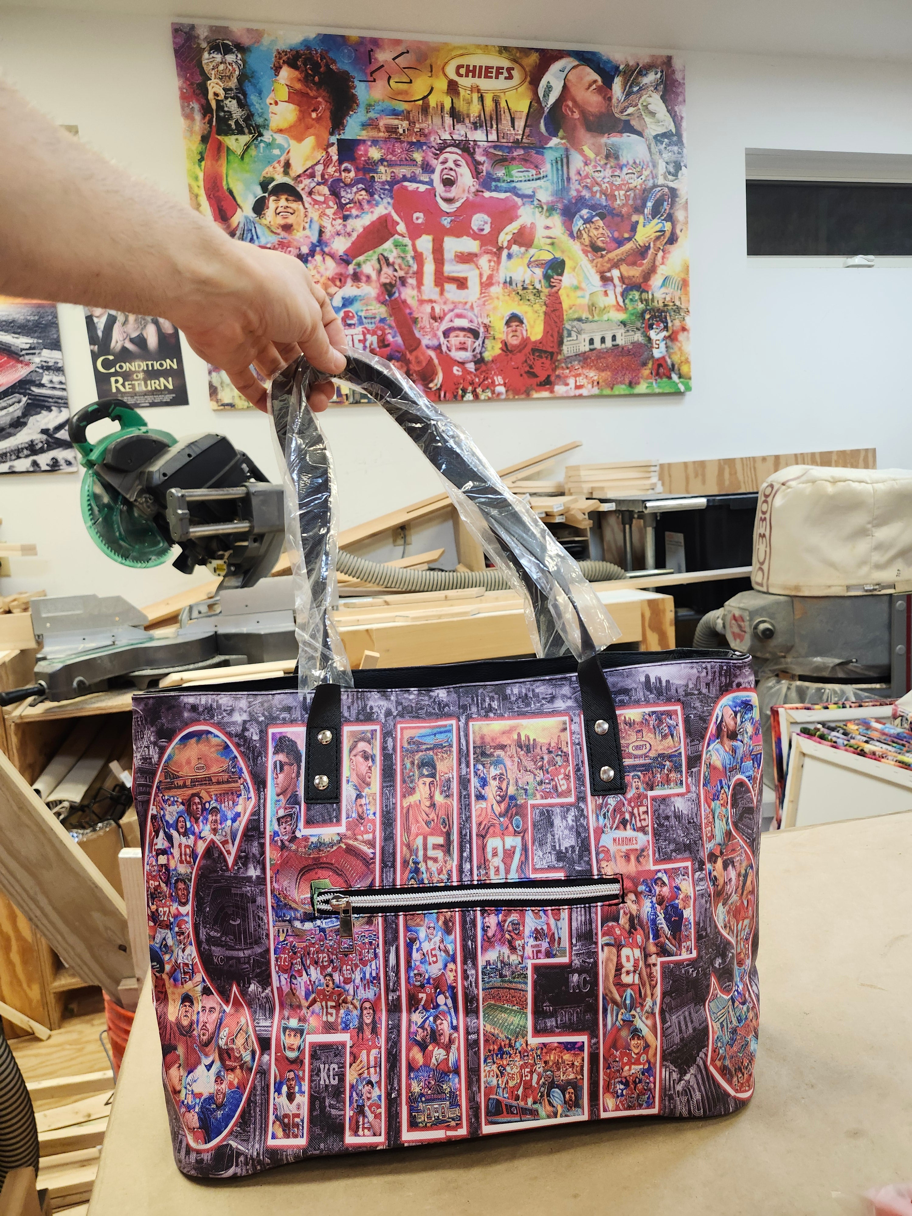 CHIEFS PURSE