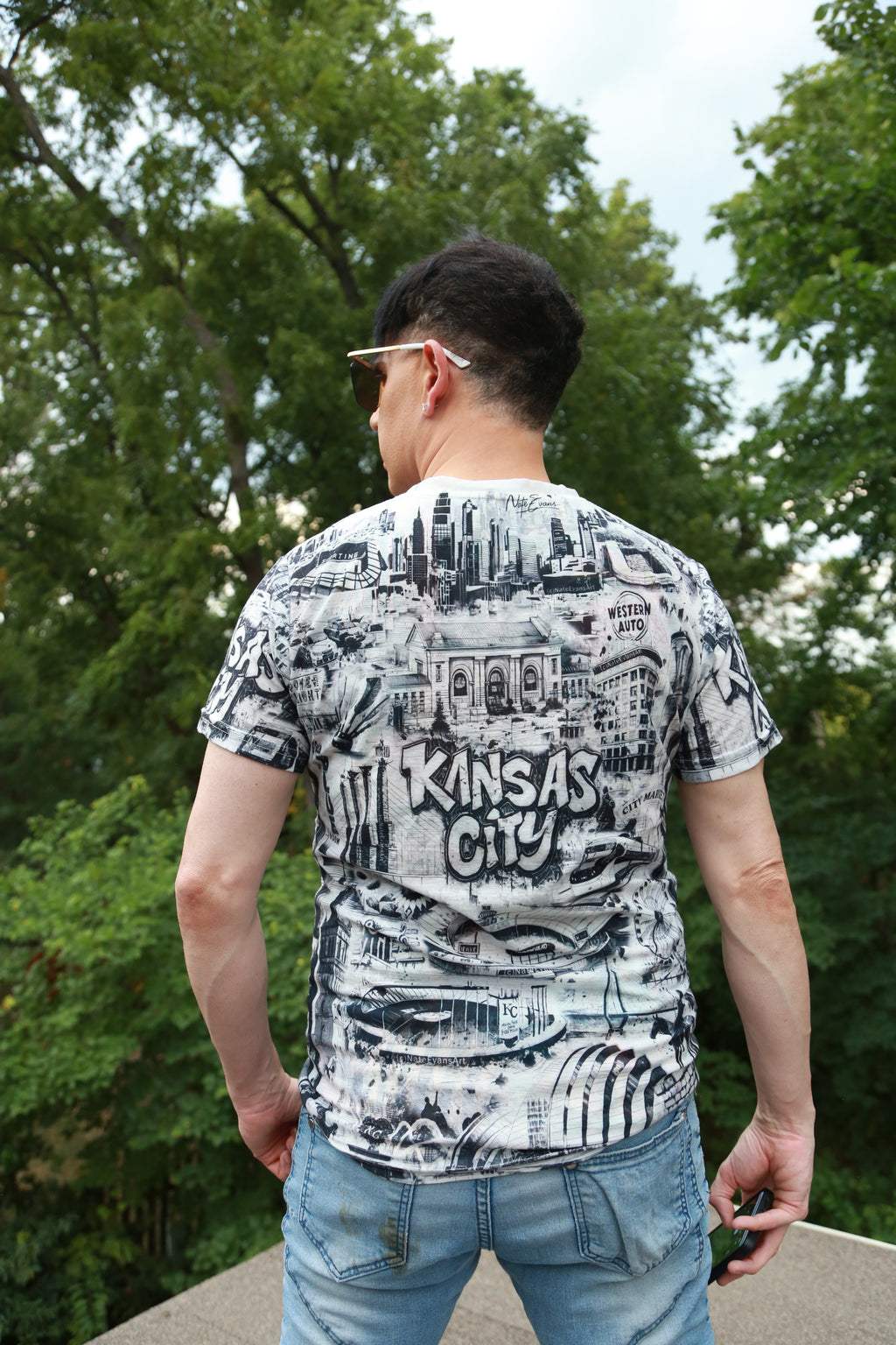 KANSAS CITY Unisex T-Shirt