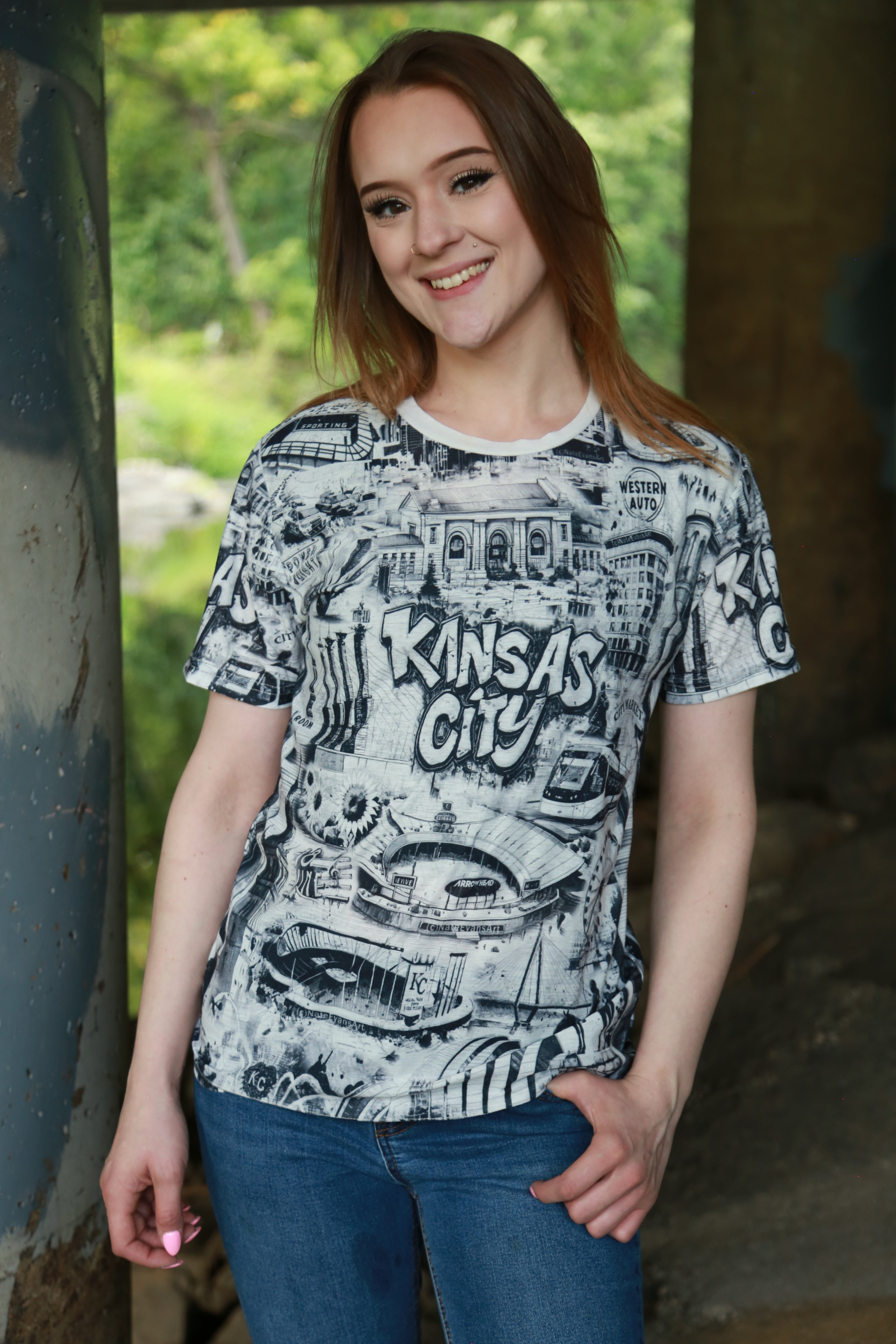 KANSAS CITY Unisex T-Shirt